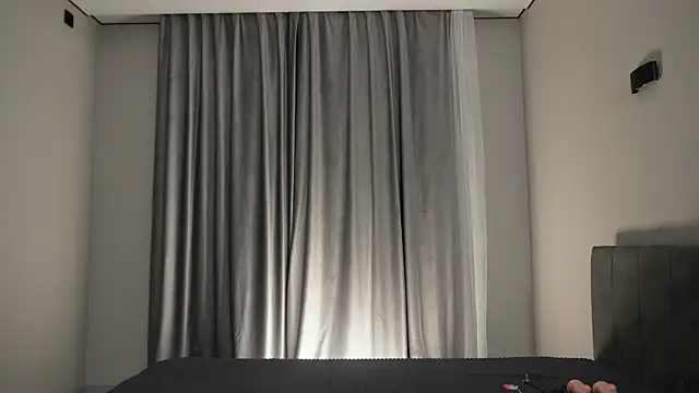 Nik_Sharp webcam
