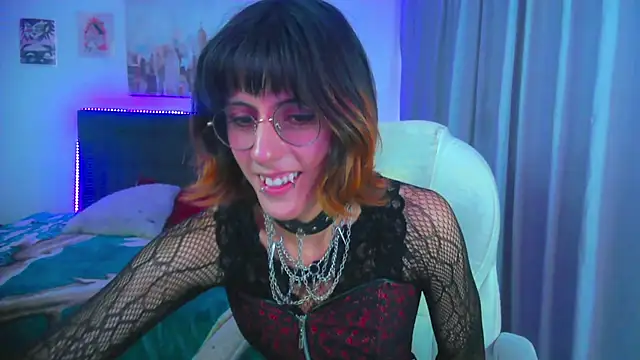 goth_minerva webcam