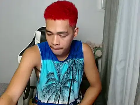 curlyasian_njxx live cam on StripChat