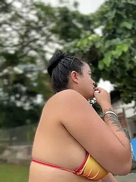 JuanitaMore01 webcam