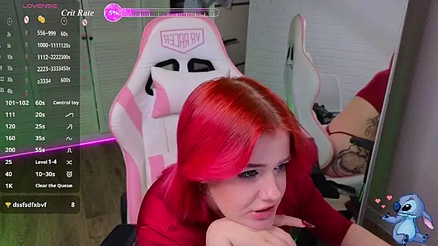 RedVelveten live cam on StripChat