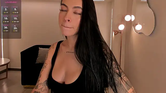 ChristineFord_ live cam on StripChat
