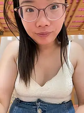 Nlen_baby live cam on StripChat
