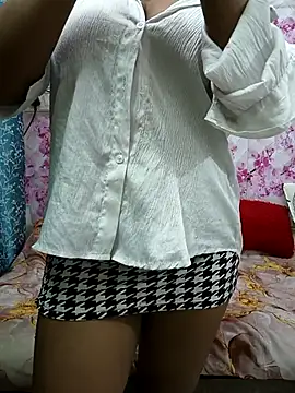 sandy_naughty live cam on StripChat