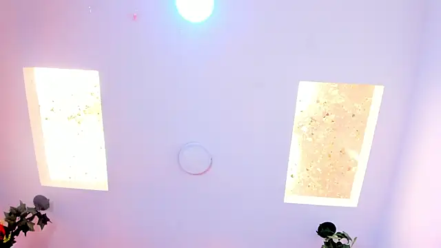 ViolettGracee webcam