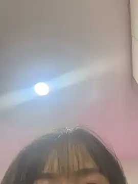 Lov3lily live cam on StripChat