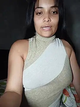 _Estrellita_ live cam on StripChat