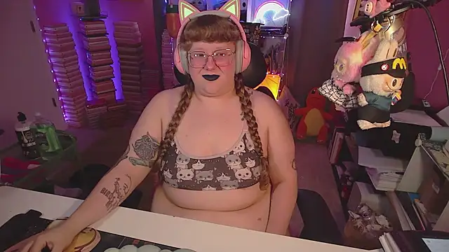 FatVeronica webcam