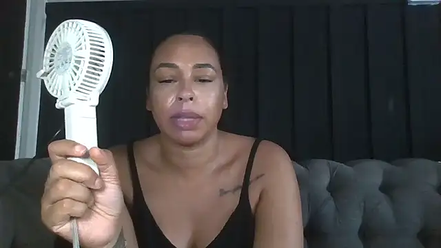 BigBootyJaydaxo webcam