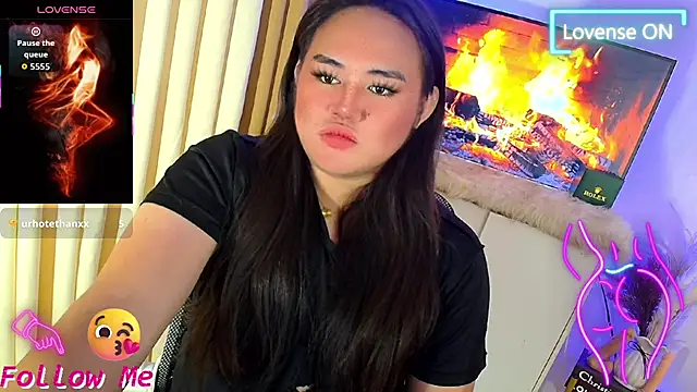 urnaughty_ceciliafoxxx live cam on StripChat