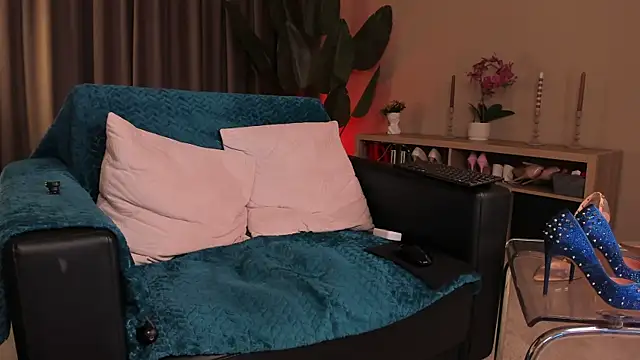 RussianBonita webcam