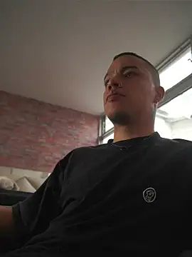 AlphaMasterXxx webcam