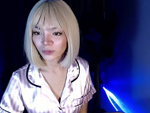 _Briee143xxx webcam