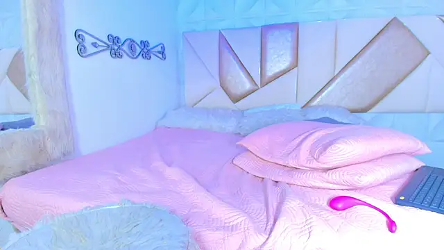dulce_harmonny live cam on StripChat