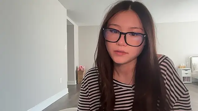luvvivii webcam
