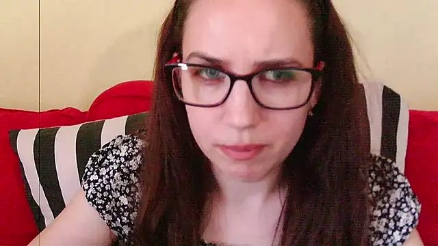 EmilyHotAngel webcam