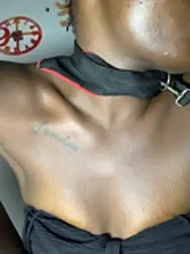 LittleTemptation_LT webcam