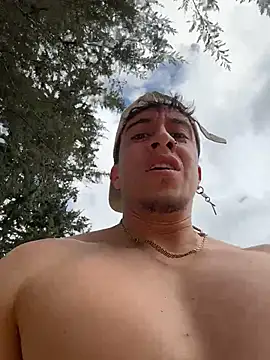 strongboy_ webcam