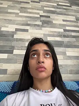 leilani_X webcam