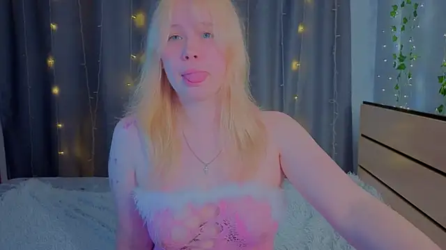 unburnedgirl live cam on StripChat