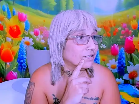 indianroxy webcam