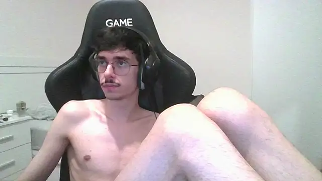 gabrielnovin17cm (M young) - jerk off and cum (public show)