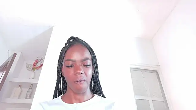 Riri_Blonde10 webcam