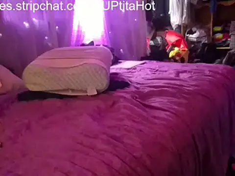 TUPtitaHot webcam