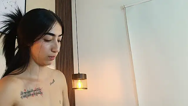 natasha_moreno webcam