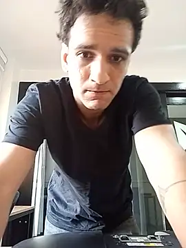 DevilDgrim webcam