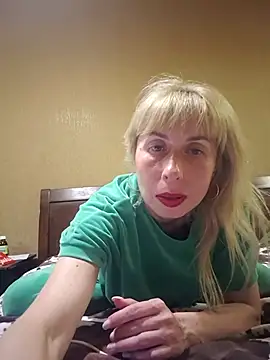 SelinaLovqx webcam