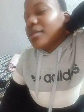 ShyBabe_07 webcam