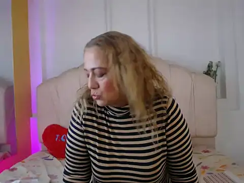 Rebel_AngelX webcam