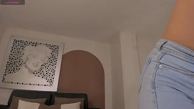 AmaraCollinsX webcam