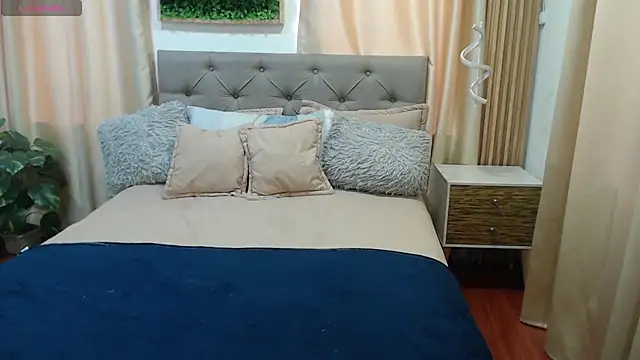 sasi_luna webcam