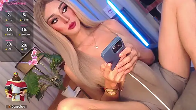 Midnight_Cravingsts live cam on StripChat