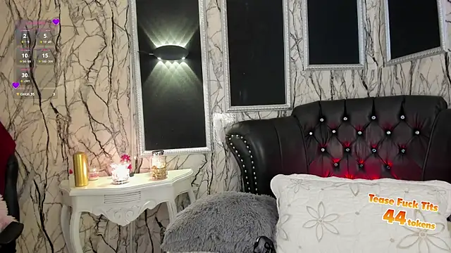 nude live web cam Adelinemoretti