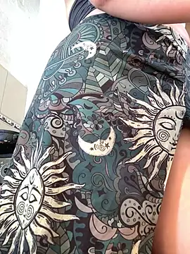 Florxxx9 live cam on StripChat