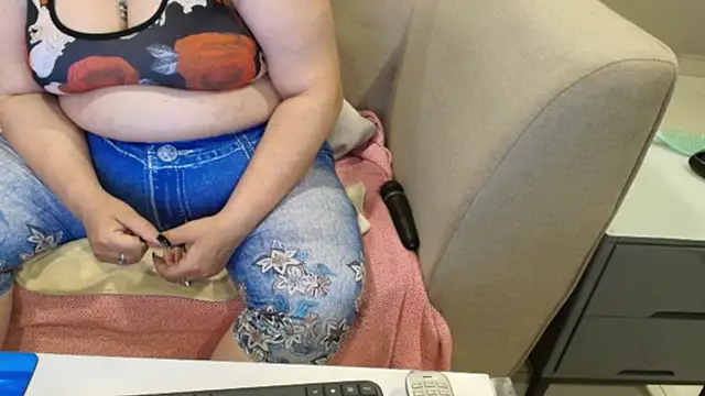 HotBiPaar live cam on StripChat