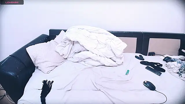 Littlepinkcat webcam