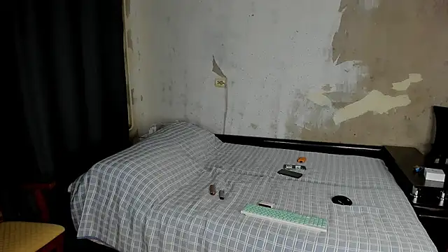 erick__deen - ERICK__DEEN's free webcam - UK Sex Cams