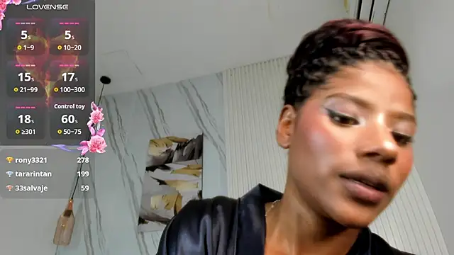 Afro_Luna webcam