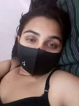 TRISHA0404 live cam on StripChat