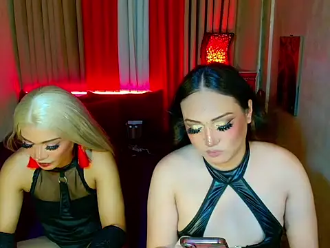 Phenomenal_Shemale webcam