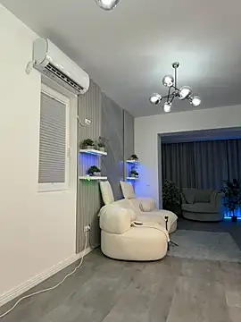 kirstievegas (F young) - Happy pussy=happy Kirstie😈🎁LT