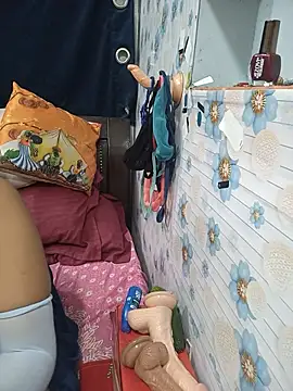 tina8th live cam on StripChat