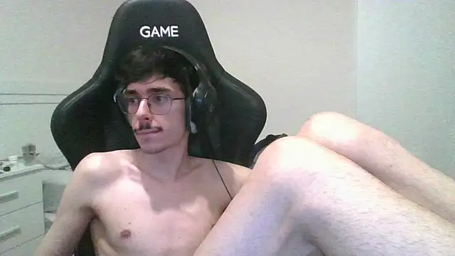 gabrielNovin17cm webcam