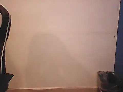 Kalel17073 live cam on StripChat