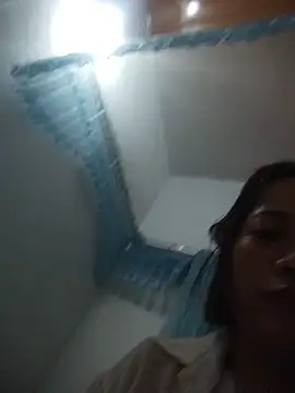 Lady-cum live cam on StripChat