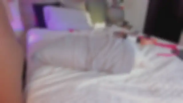 YariRose live cam on StripChat
